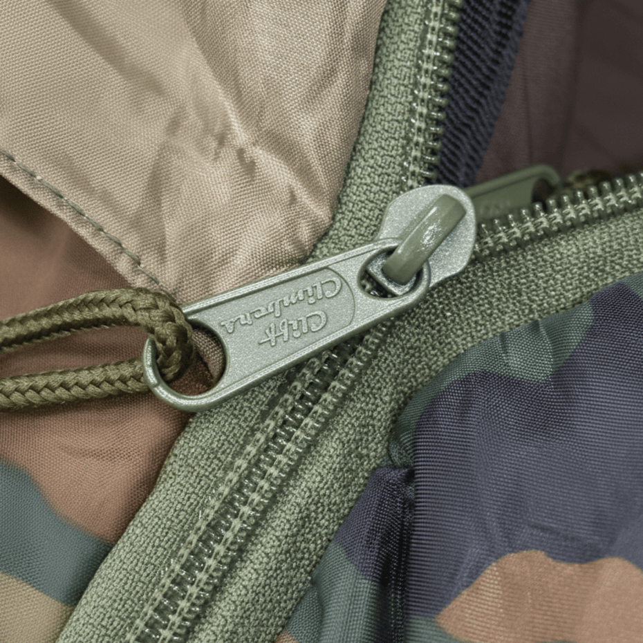 Feature — Smooth-Glide Zipper